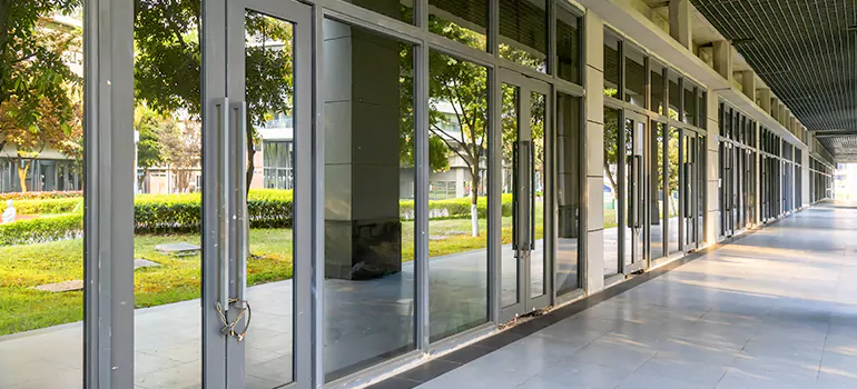 Professional Accordion Door Repair in Town 'n' Country, FL