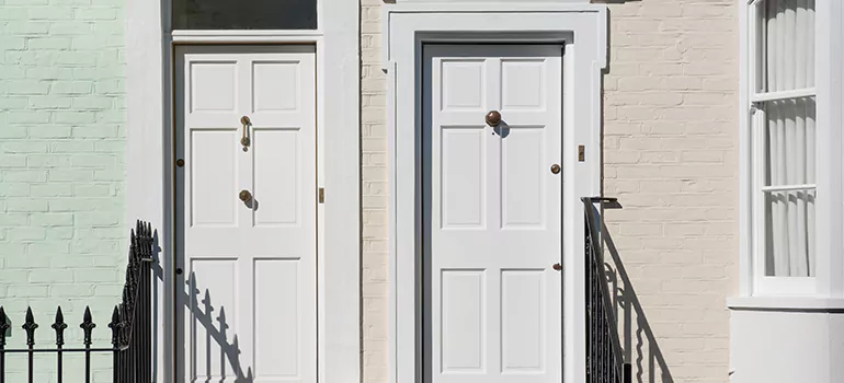 Mirror Closet Door Repair in Town 'n' Country, FL