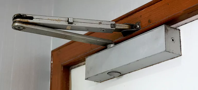 Door Closer Setup in Town 'n' Country, FL