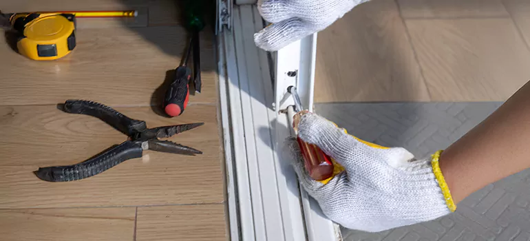 Sliding Glass Door Repair in Town 'n' Country