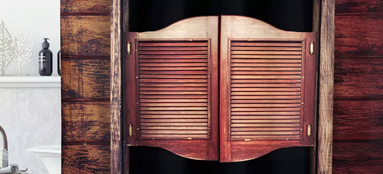 Installing Saloon Door Hinges in Town 'n' Country, FL