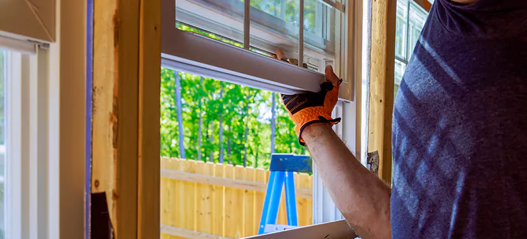 >Bay Window Curtain Rail Track in Town 'n' Country, FL